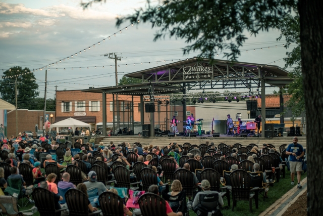 Concerts in the Commons Concerts in the Commons